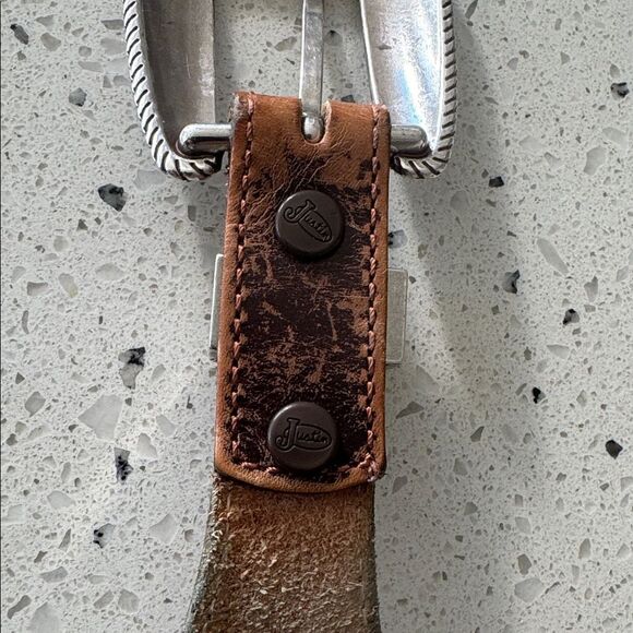 Justin Brown Leather Belt Silver-Tone Buckle USA Flag Western Embossed Size 34 - Picture 13 of 13